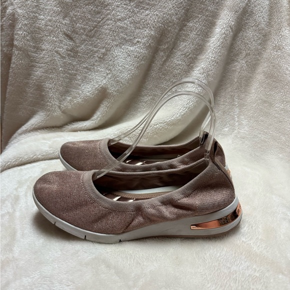 Michael Kors Upton Ballet Flats Rose Gold Size 7 - Picture 4 of 10